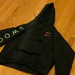 Nike pullover